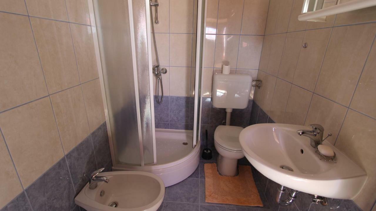 Holiday House Matko Gabonjin Ngoại thất bức ảnh